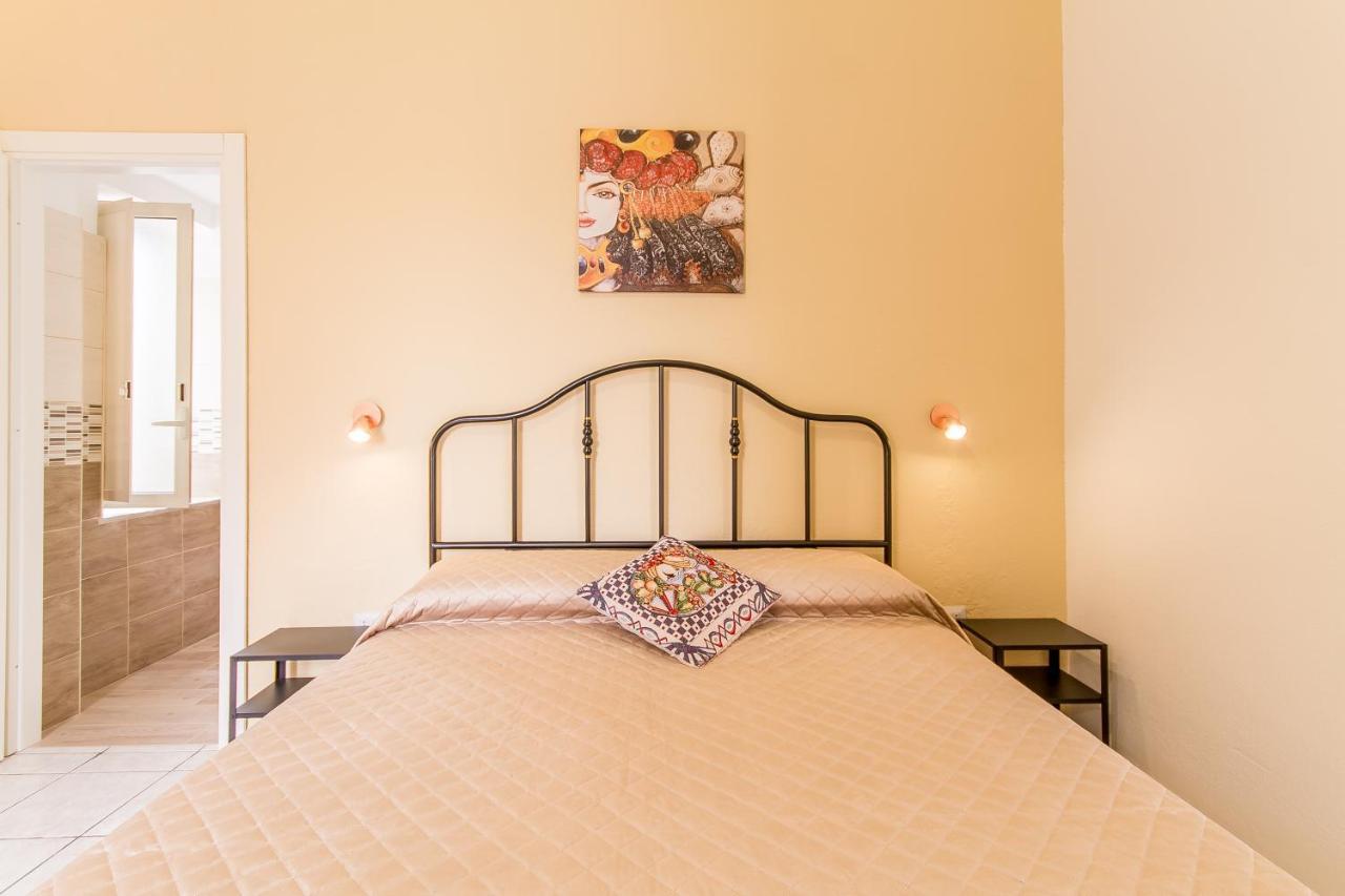 Sicula Home Few Minutes To Sea - Happy Rentals Catania Bagian luar foto