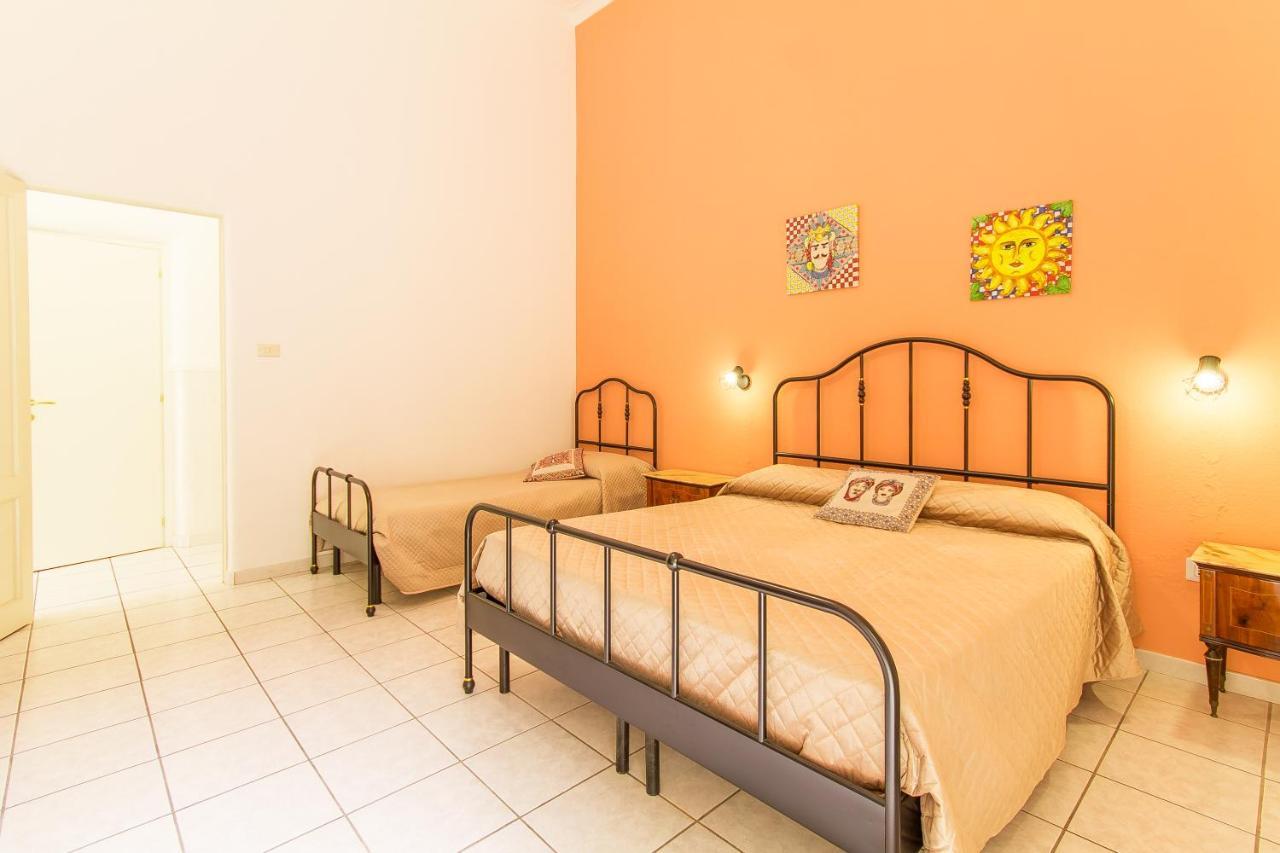Sicula Home Few Minutes To Sea - Happy Rentals Catania Bagian luar foto