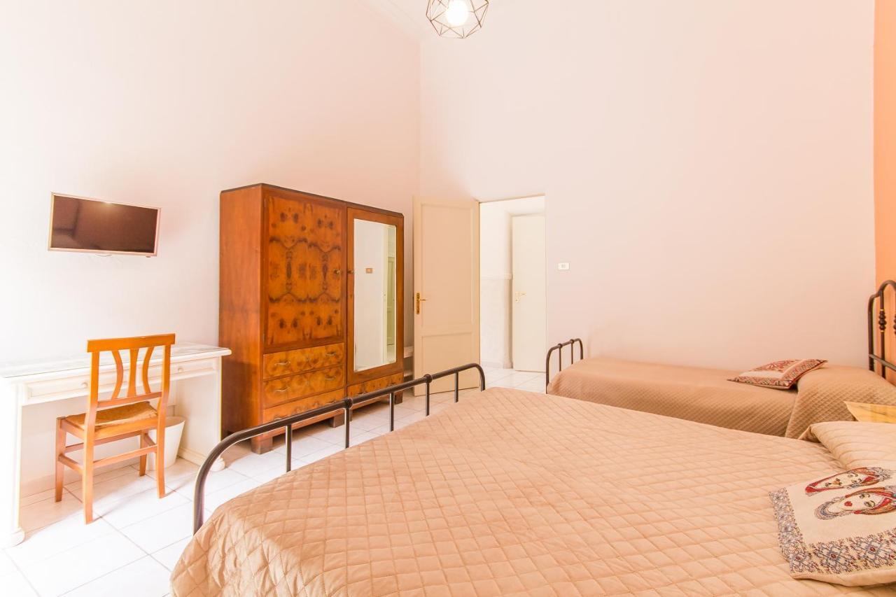 Sicula Home Few Minutes To Sea - Happy Rentals Catania Bagian luar foto